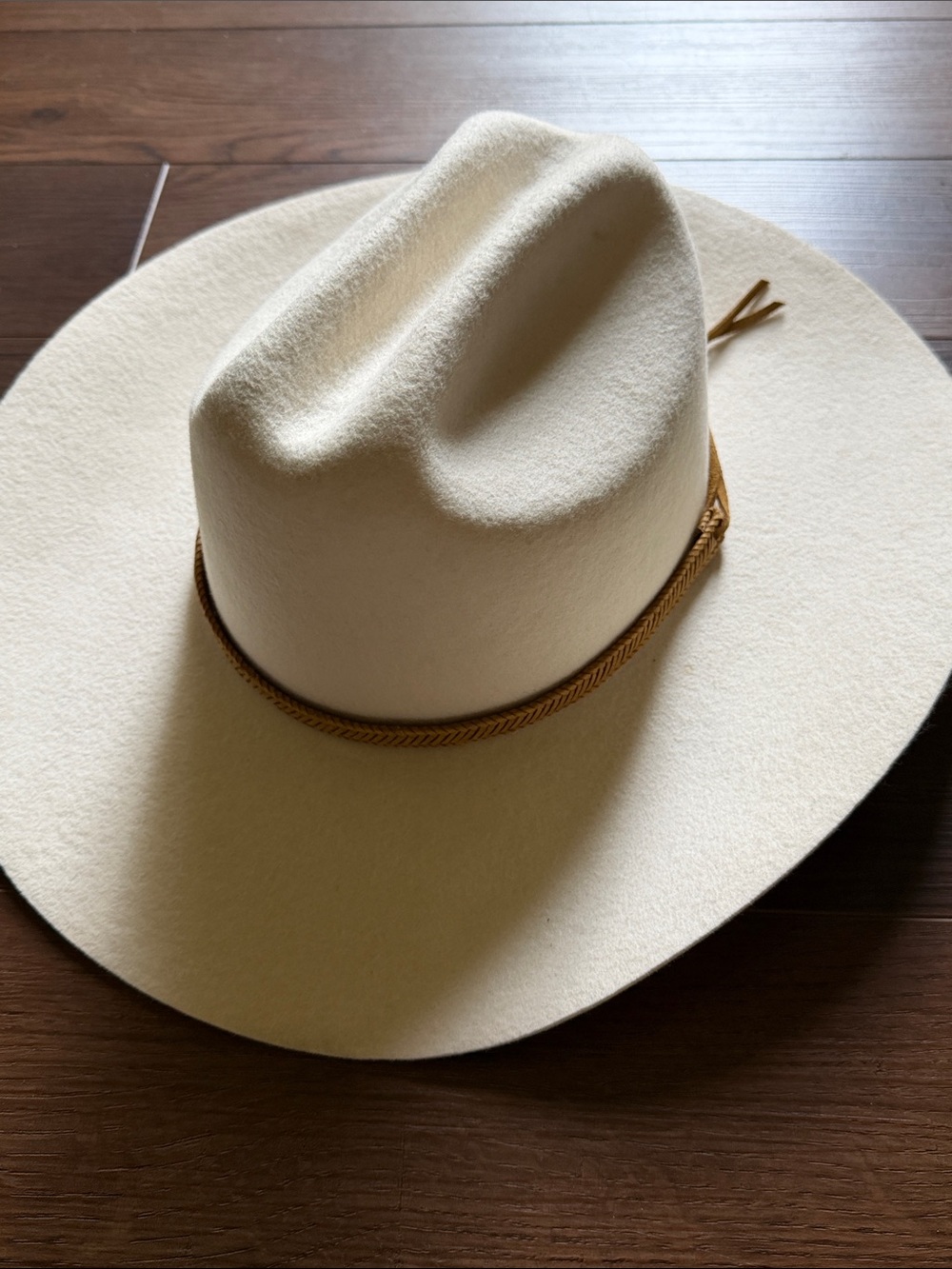 Lack Of Color Cream Western Cowgirl Hat 57cm